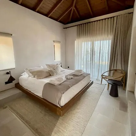 Olive Villa